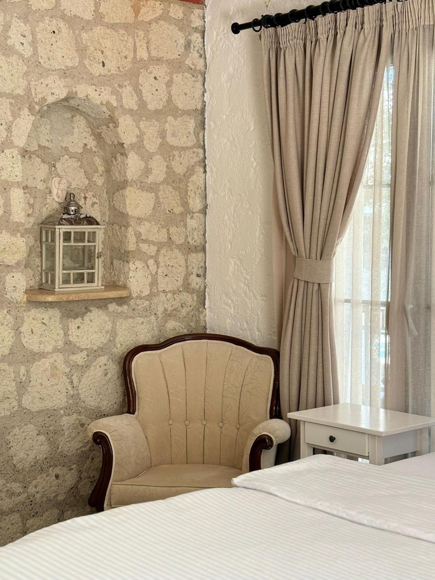 Alacati Albatross Hotel Экстерьер фото
